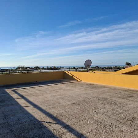 سانتا كروتْشّي كاميرينا Turtle Island Apartments المظهر الخارجي الصورة